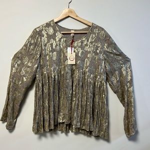 RAGA Blouse sz L NWT